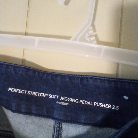 Chico's Perfect Stretch Soft Jegging Pedal Pusher Women 2.5 14 L Capri Blue - Picture 9 of 13